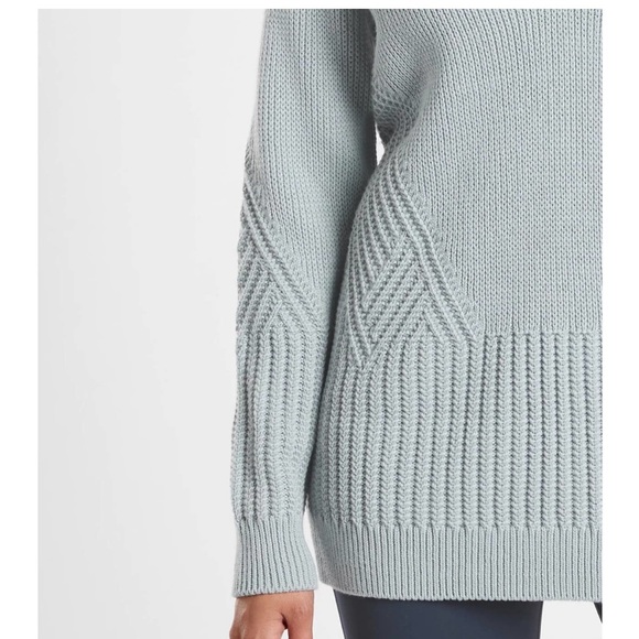 Like New Athleta Teton V-Neck Sweater - Picture 4 of 4